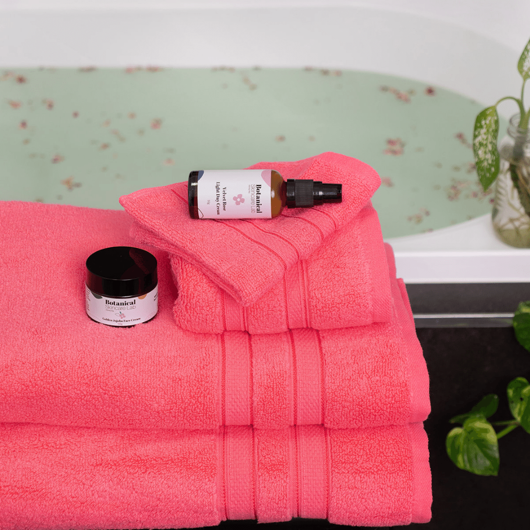 Playful Pink Organic Cotton Face Cloth (Set of 4) Sustainable Towels