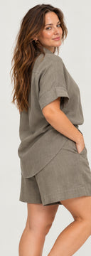 Everyday Linen Shorts