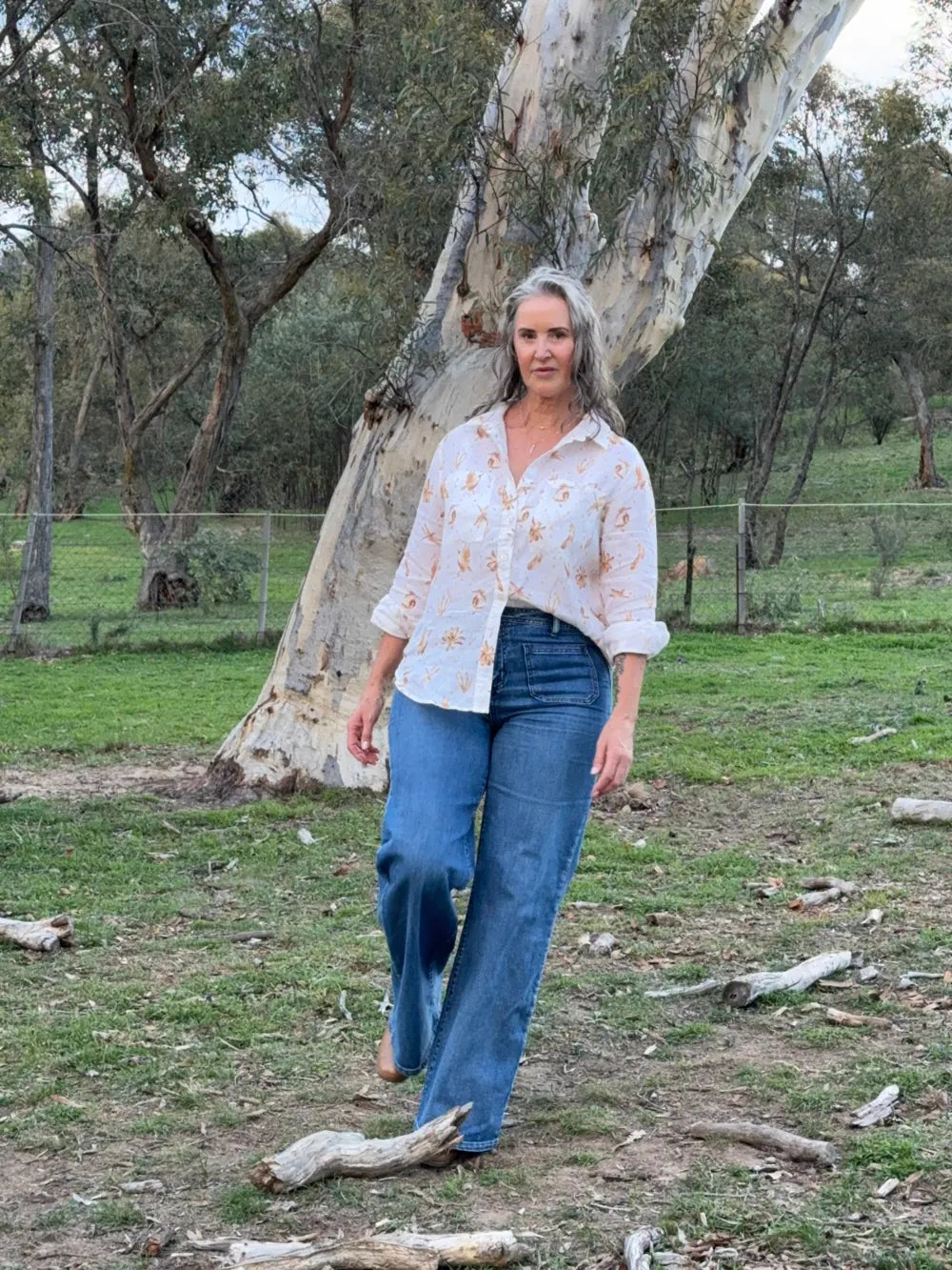 Sharon, 178cm, wearing size 16 Golden Flight Linen Shirt